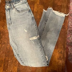 Missguided ripped thigh jeans! High waisted